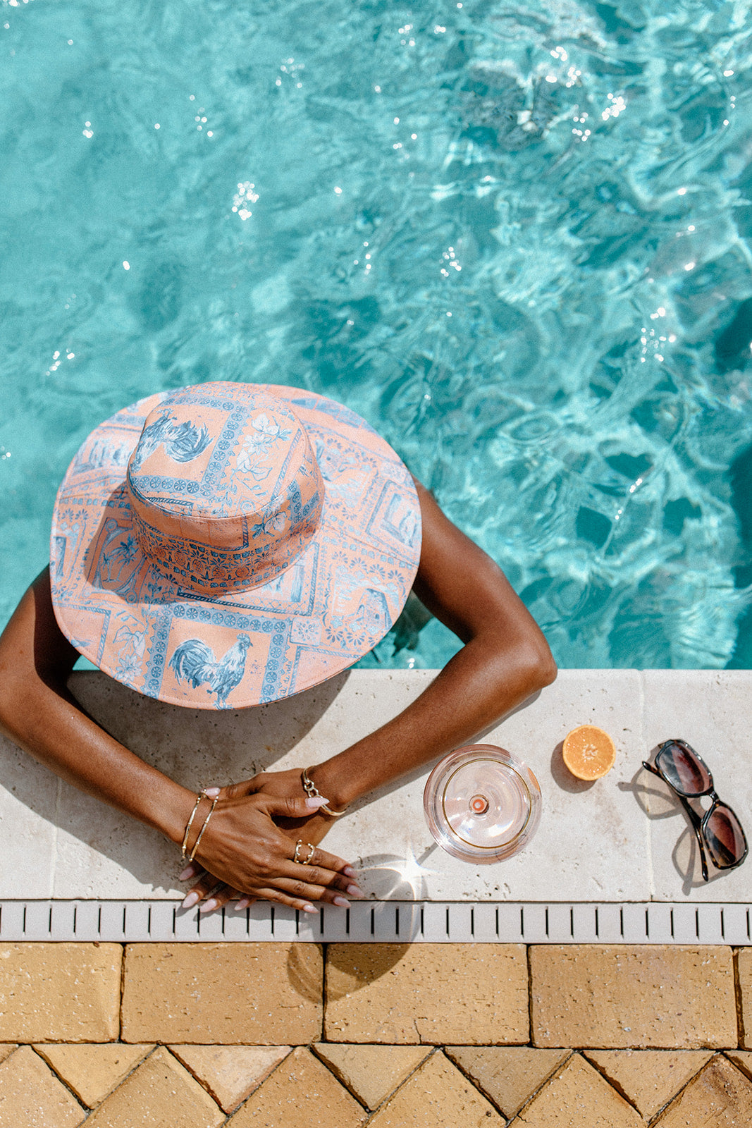 Wide Brim Bucket Hat | Santa Cruz