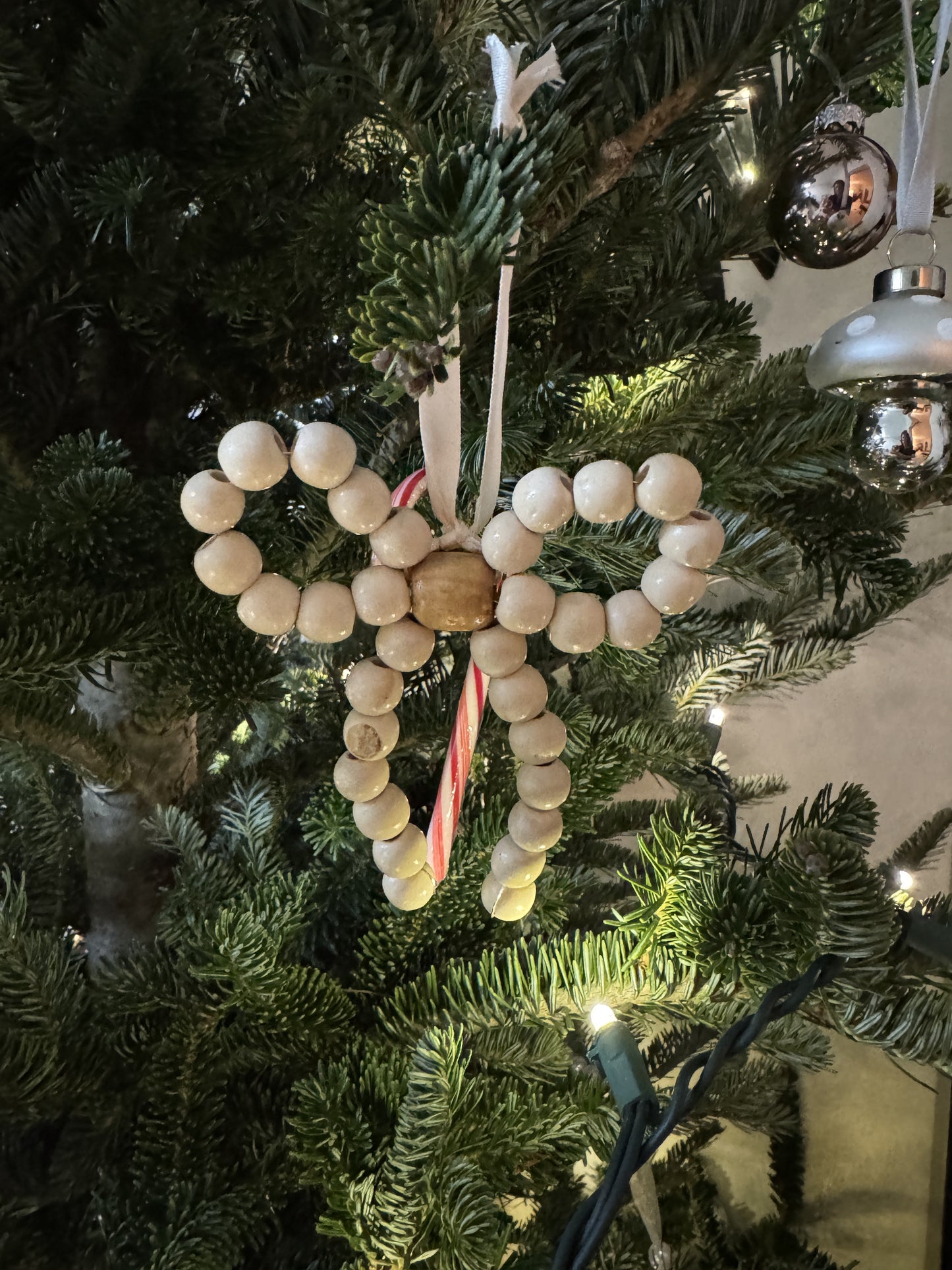 Bow-Tie Ornament | Large